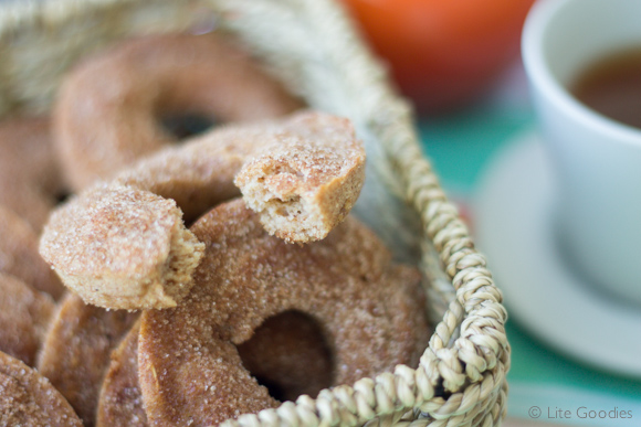 Healthy Apple Cinnamon Donut Recipe