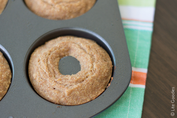 Healthy Apple Cinnamon Donut Recipe