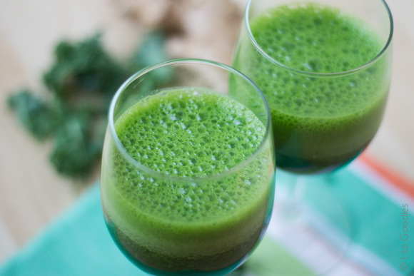 Green Juice Recipe - Kale and Ginger